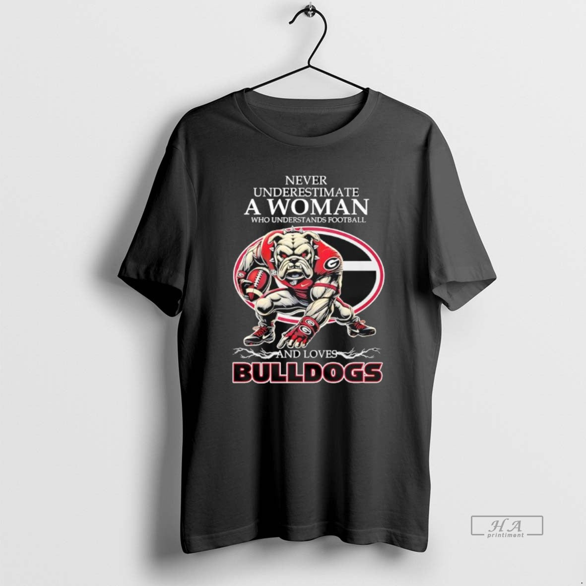 Official Never Underestimate A Woman Who Understands Football And Loves Bulldogs