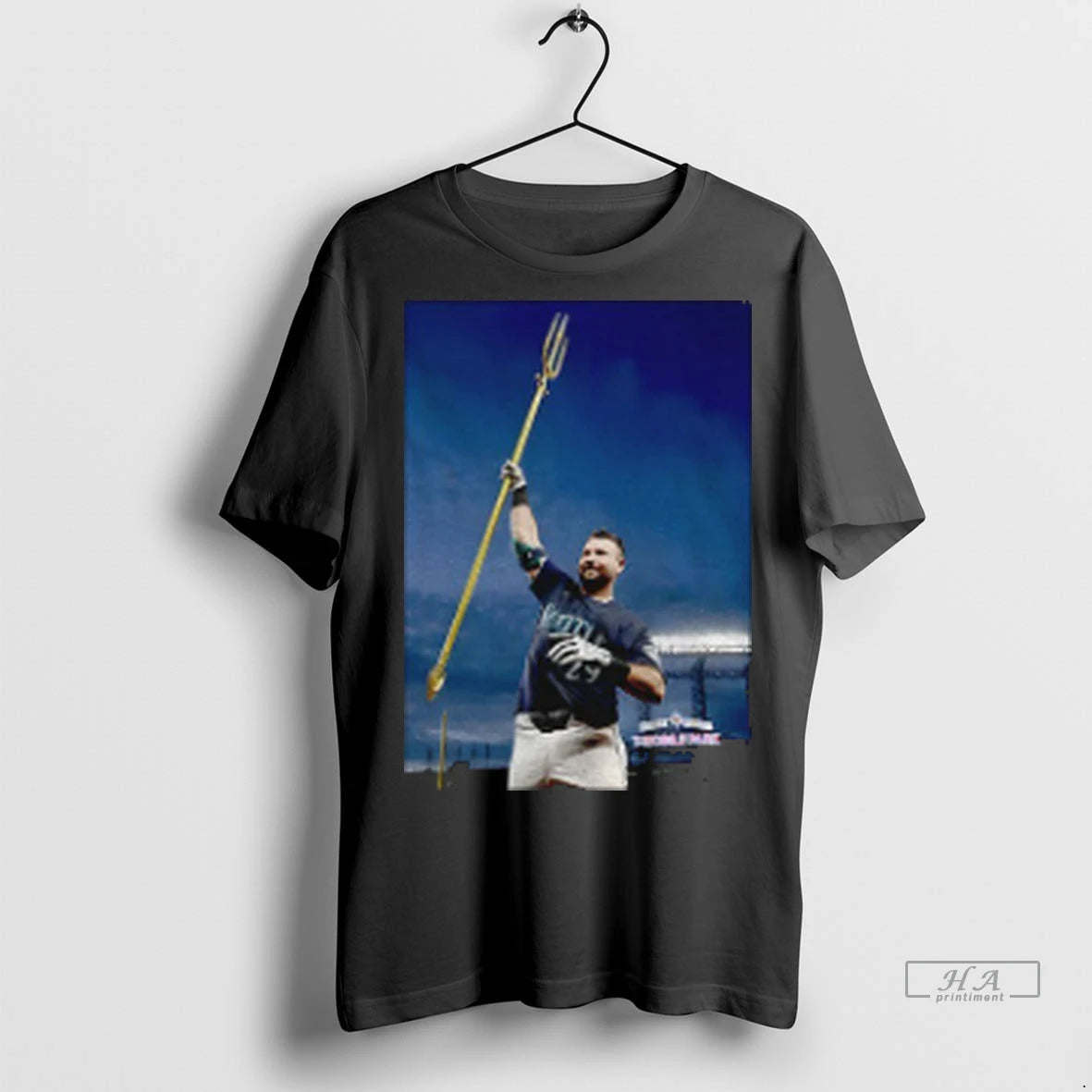 Official Seattle Mariners Cal Raleigh 60th Home Run Holding Trident Big Dumper Trident Up Tshirts