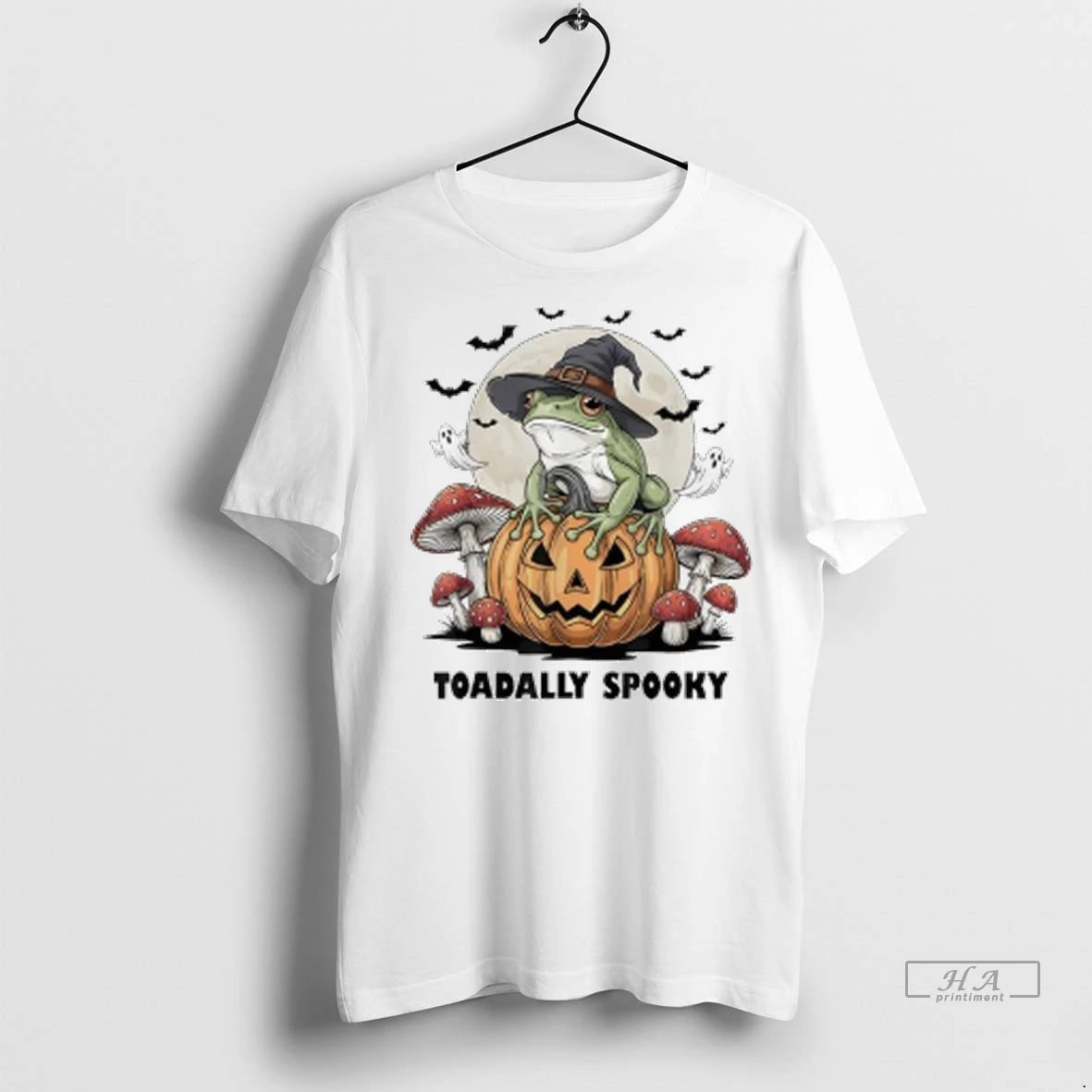 Official Toadally Spooky Halloween Frog On Pumpkin With Bats Ladies Tshirts Sweater