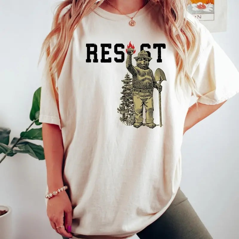 Smokey Bear Resist Shirt Environmental Activism National Park Shirt Comfortable Polyester Round Neck Funny