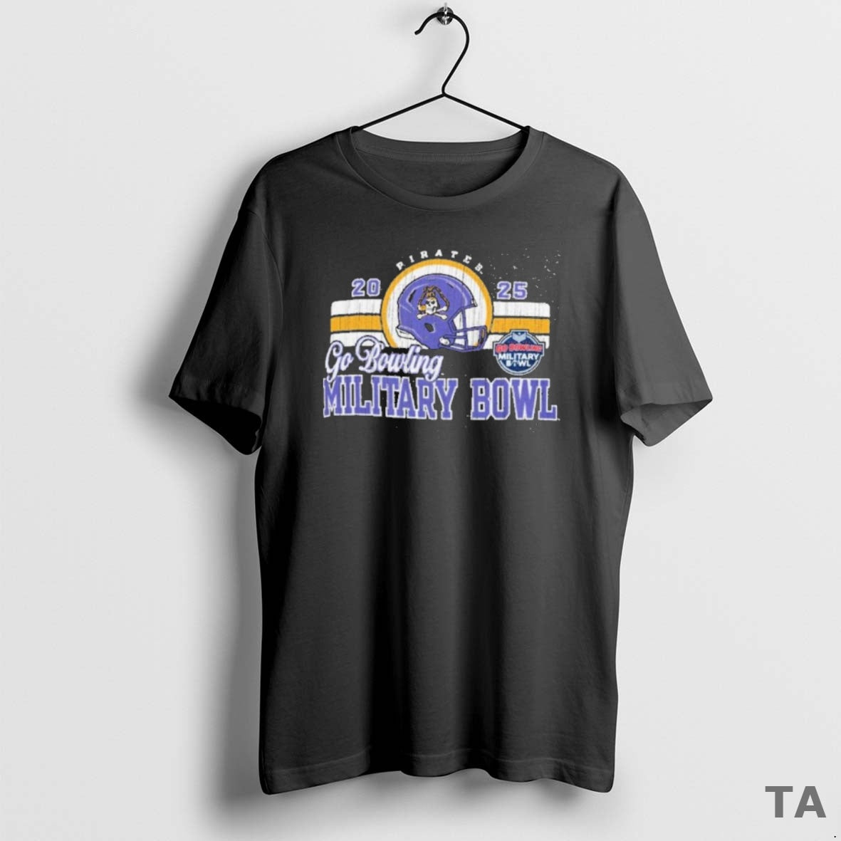 Top 2025 Ecu Pirates Military Bowl Team T Shirt Sweater
