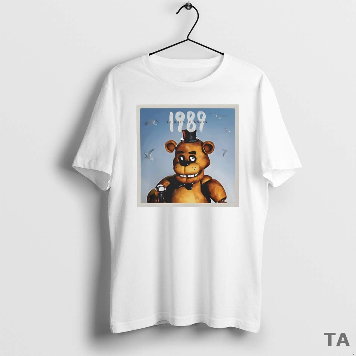 Top Freddys Version 1989 Circle T Shirt Sweater