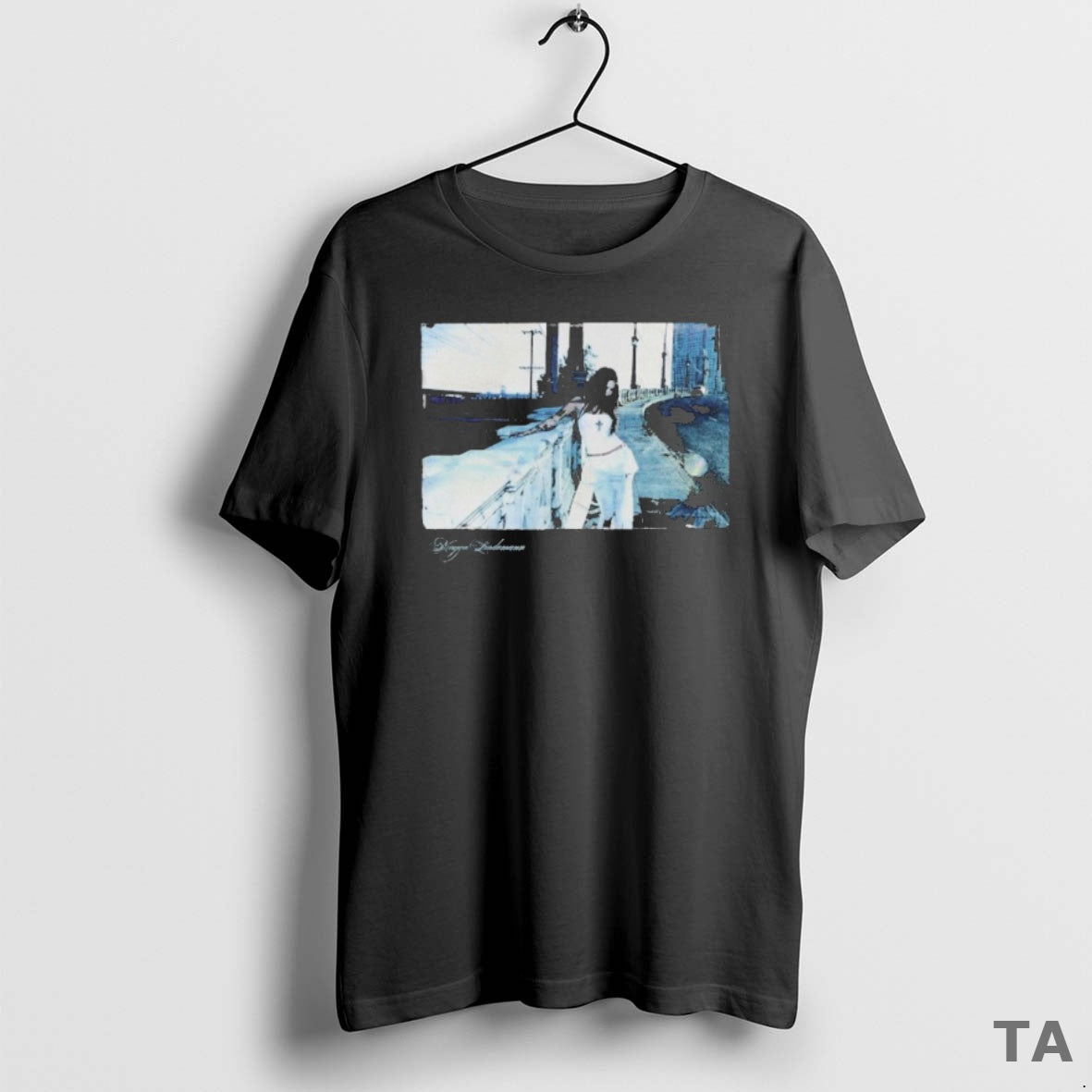 Top Maggie Lindemann Highway T Shirt Sweater