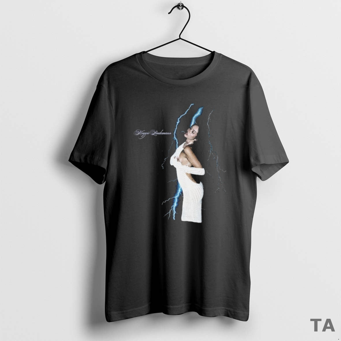 Top Maggie Lindemann Lightning T Shirt Sweater