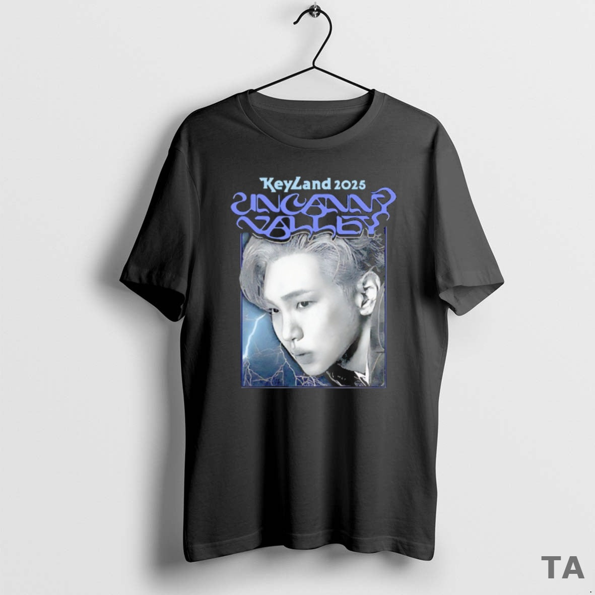 Top Uncanny Valley Keyland 2025 K Pop Shinee T Shirt Sweater